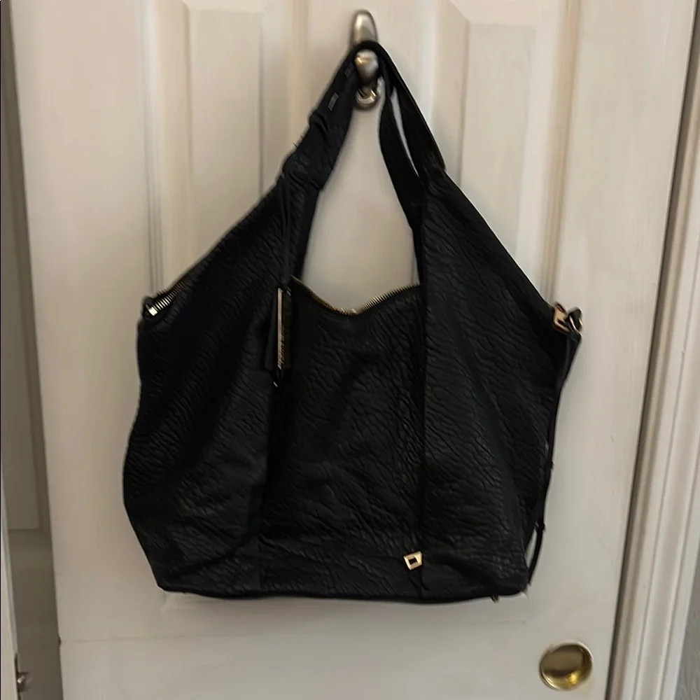 Black Textured Women's Bag - Picture 1 of 5